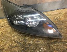 Фара правая для Ford Focus II 2008-2011  запчасти бу