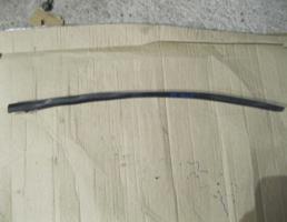 Уплотнитель стекла передней двери для Ford Focus II 2008-2011  запчасти бу