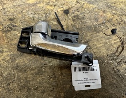 Ручка двери задней внутренняя левая для Kia Sportage 2004-2010  запчасти бу