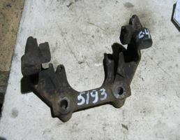 Скоба суппорта переднего для Audi 100 (C4) 1991-1994  запчасти бу