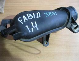 Патрубок воздушного фильтра для Skoda Fabia 1999-2006  запчасти бу
