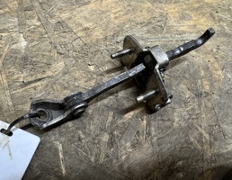 Ограничитель двери для Opel Vivaro  с 2006-2014  запчасти бу