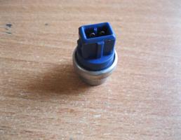 Датчик температуры для Skoda Octavia 1997-2000  запчасти бу