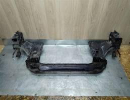 Балка передняя поперечная для Land Rover Discovery III 2004-2009  запчасти бу