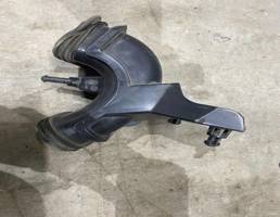 Патрубок воздушный для Opel Astra J 2010 -  запчасти бу