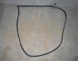 Уплотнитель двери передней левой для Toyota Avensis II 2003-2008  запчасти бу