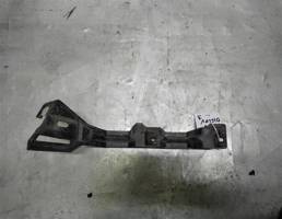 Кронштейн переднего бампера правый для Land Rover Discovery III 2004-2009  запчасти бу