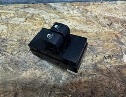 Блок управления стеклоподъемниками для Kia Ceed 2007- 2012  запчасти бу