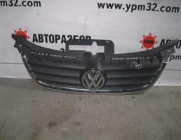 Решетка радиатора для VW Touran 2003-2010  запчасти бу