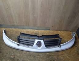 Решетка радиатора для Renault Trafic 2001-  запчасти бу