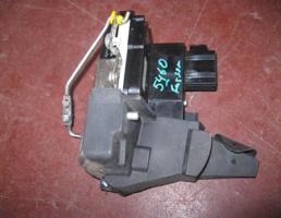 Замок двери задней левой для Ford Fusion 2002 -  запчасти бу