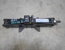 Домкрат для Mazda Mazda 6 (GG) 2002-2007  запчасти бу