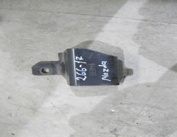 Кронштейн замка капота для Mazda Mazda 3 (BL) 2009-2013  запчасти бу