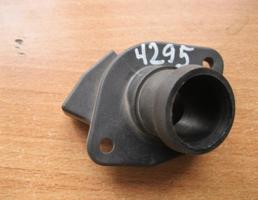 Фланец для VW Golf III/Vento 1991-1997  запчасти бу