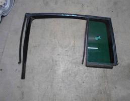 Уплотнитель стекла задней левой двери для VW Touran 2003-2010  запчасти бу