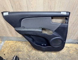 Обшивка двери задней левой для Kia Sportage 2004-2010  запчасти бу