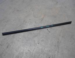 Уплотнитель стекла задней левой двери для VW Touran 2003-2010  запчасти бу