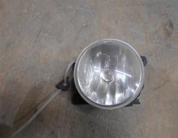 Фара противотуманная для Peugeot 3008 2010-2016  запчасти бу