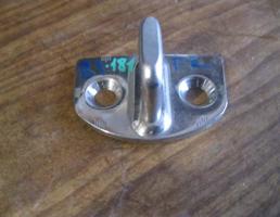 Ответная часть замка двери для Skoda Fabia 1999-2006  запчасти бу