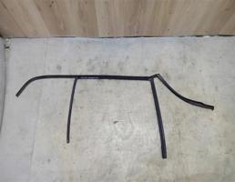 Уплотнитель двери задней левой для BMW 3-серия E46 1998-2005  запчасти бу