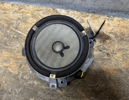 Динамик двери передней левой  для Kia RIO 2005-2011  запчасти бу