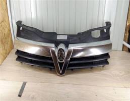 Решетка радиатора для Opel Astra H / Family 2004-2015  запчасти бу