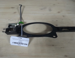 Кронштейн ручки двери задней левой для Mitsubishi Outlander XL (CW) 2006-2012  запчасти бу
