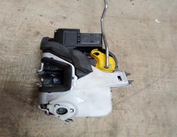 Замок двери передней левой для Opel Astra J 2010 -  запчасти бу