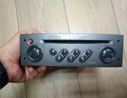 Магнитола для Renault Megane II 2002-2009  запчасти бу