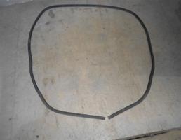 Уплотнитель двери передней правой для Ford C-MAX 2003-2011  запчасти бу