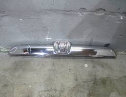 Накладка двери багажника для Honda CR-V 2007-2012  запчасти бу