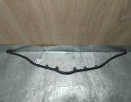 Уплотнитель капота для BMW 1-серия E87/E81 2004-  запчасти бу