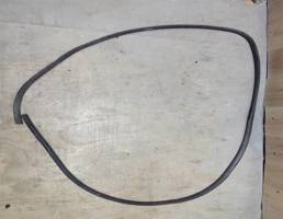 Уплотнитель двери задней левой для Ford Focus II 2005-2008  запчасти бу