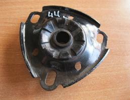Опора переднего амортизатора для Audi 100 /200 (44) 1983-1991  запчасти бу