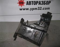 Лонжерон передний правый для Ford Fiesta 2001-2007  запчасти бу