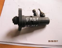 Цилиндр сцепления рабочий для Skoda Fabia 1999-2006  запчасти бу