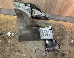 Лонжерон передний правый для Toyota Avensis III 2009-2011  запчасти бу