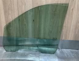 Стекло двери передней левой для Ford Focus II 2005-2008  запчасти бу