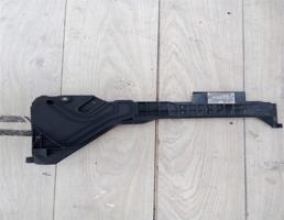 Кронштейн радиатора для BMW X3 E83 2004-2010  запчасти бу