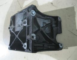 Кронштейн кондиционера для Ford C-MAX 2003-2011  запчасти бу