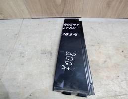 Накладка двери задней правой для VW Passat (B6) 2005-2010  запчасти бу