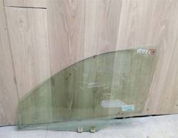 Стекло двери передней левой для Mazda Mazda 3 (BK) 2002-2009  запчасти бу