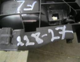 Ручка двери передней внутренняя левая для Peugeot Partner 2012-2015  запчасти бу