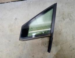 Стекло двери передней левой (форточка) для Citroen C4 2005-2011  запчасти бу