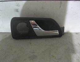 Ручка двери задней внутренняя правая для Skoda Fabia 1999-2006  запчасти бу