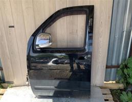 Дверь передняя левая для Nissan Navara (D40) 2005>  запчасти бу