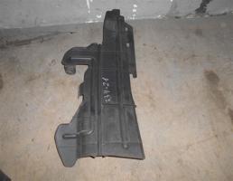 Воздуховод радиатора левый для Toyota Corolla Verso 2004-  запчасти бу