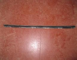 Уплотнитель стекла передней двери для BMW 5-серия E34 1988-1995  запчасти бу