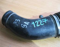 Патрубок воздушного фильтра для VW Passat (B3) 1988-1993  запчасти бу