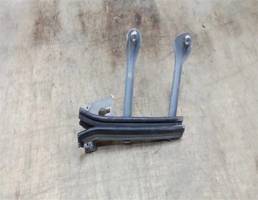 Направляющая стекла передней двери для Renault Megane III 2009-2016  запчасти бу